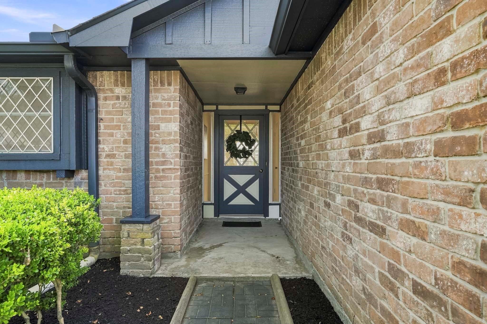 13539 Brook Hollow Drive