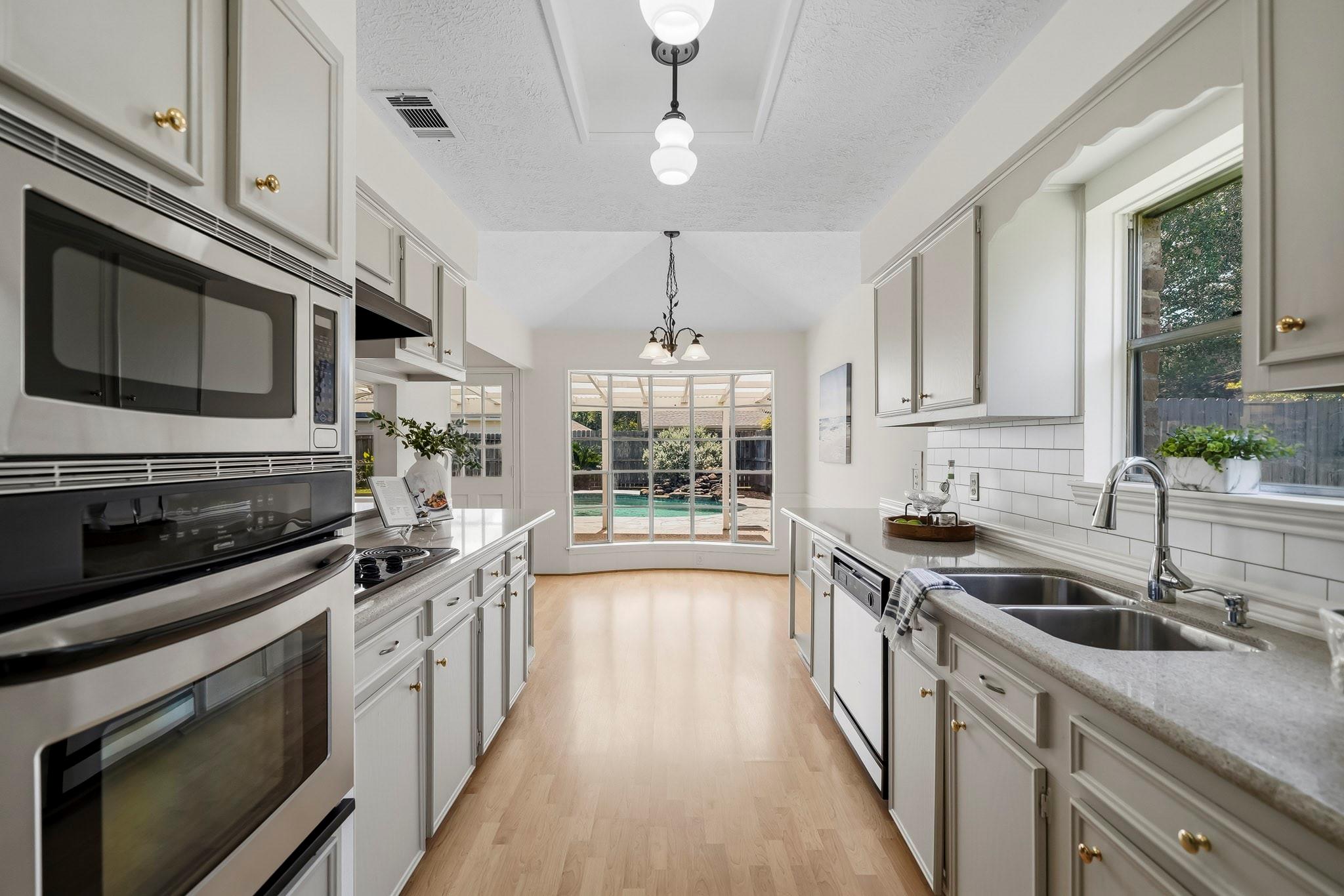 13539 Brook Hollow Drive