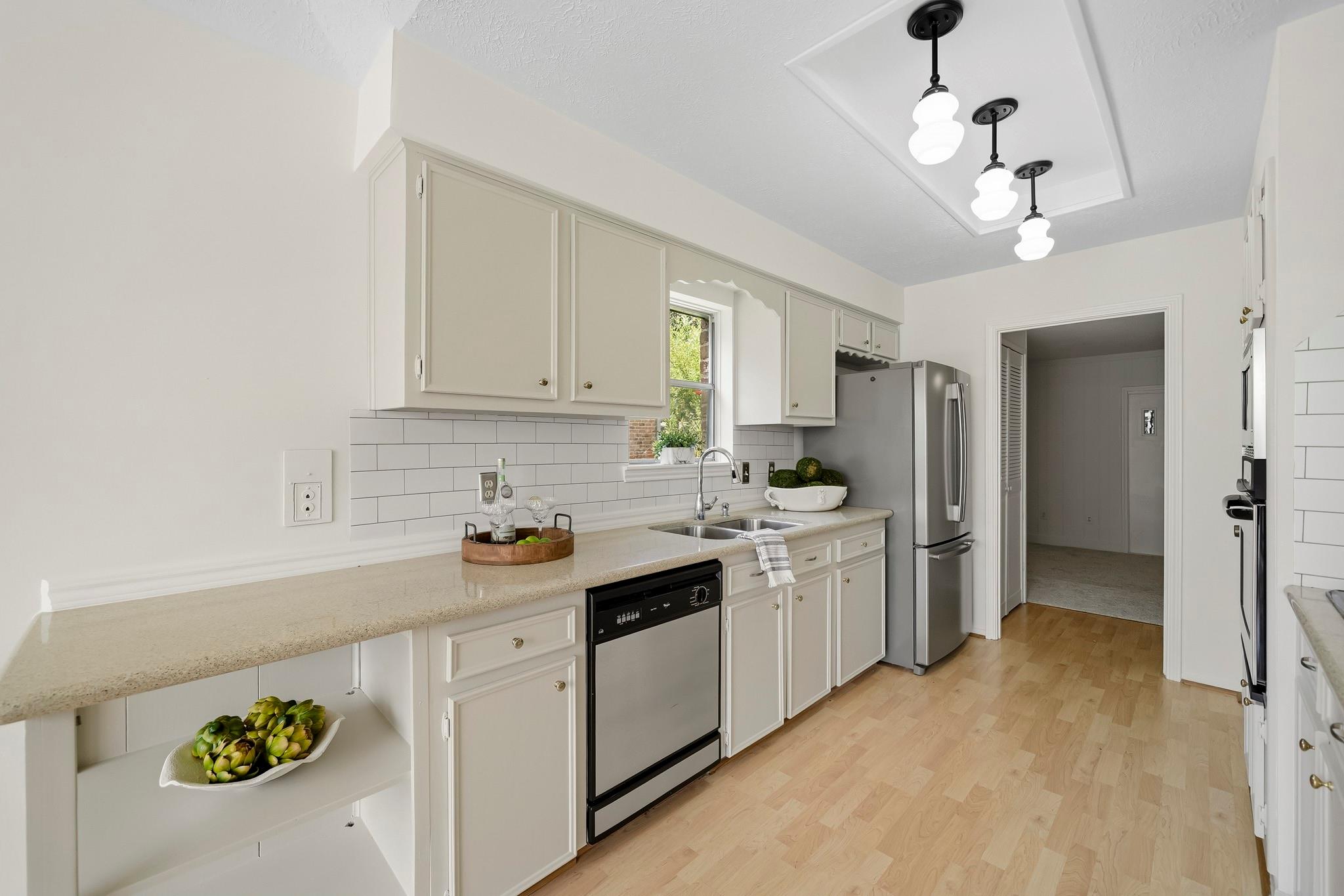 13539 Brook Hollow Drive