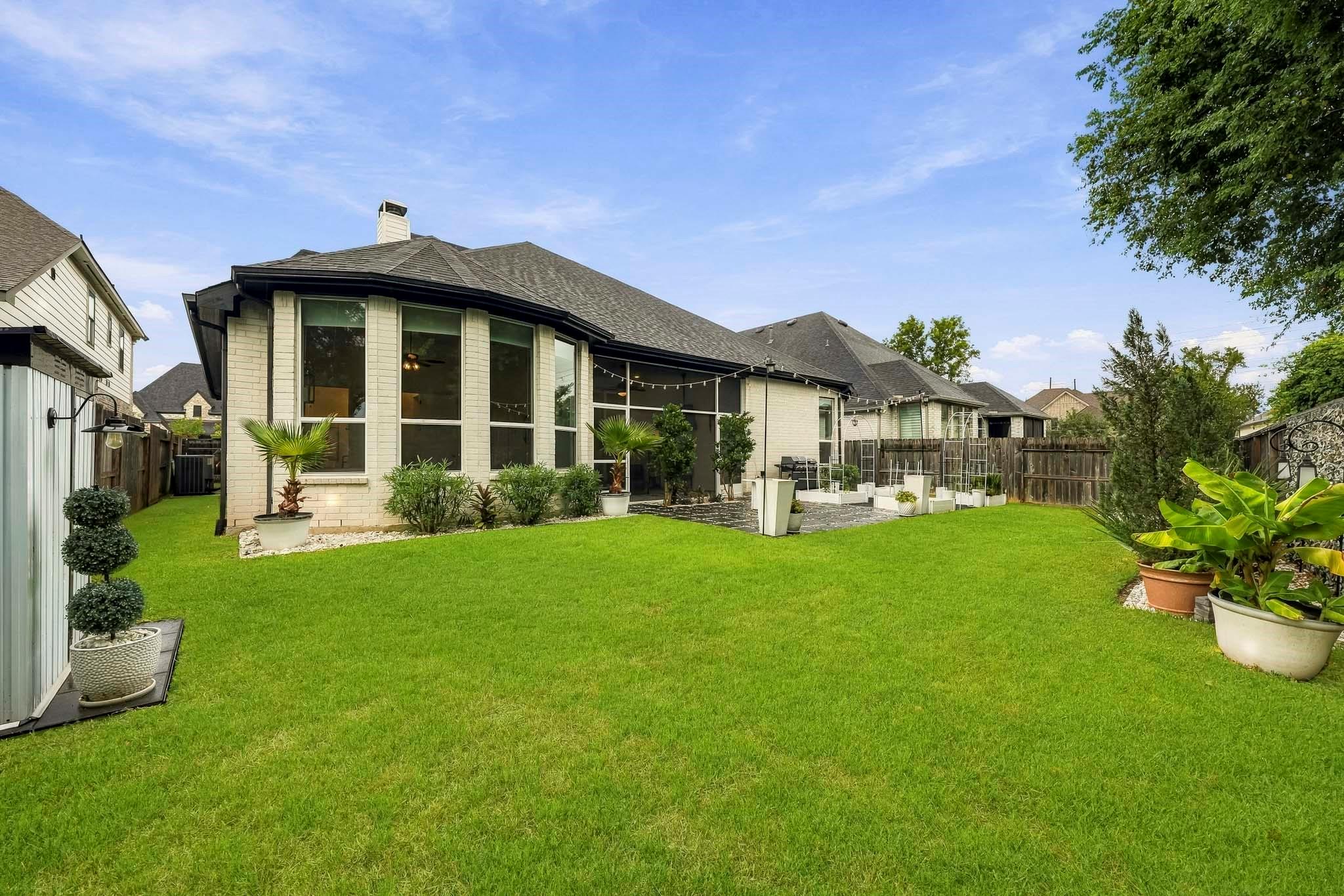 2514 Heritage Park Drive