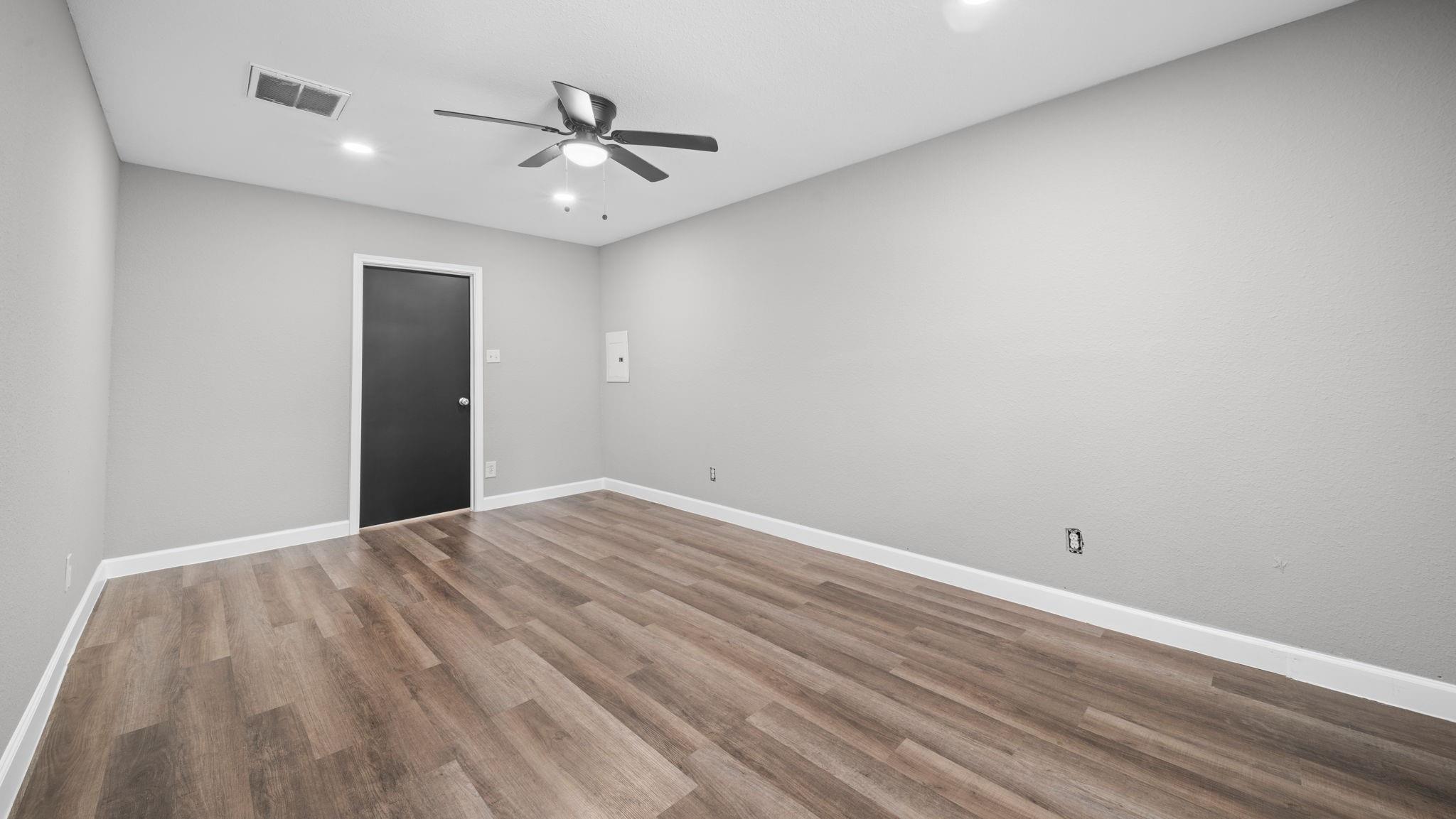 5242 Greylog Drive
