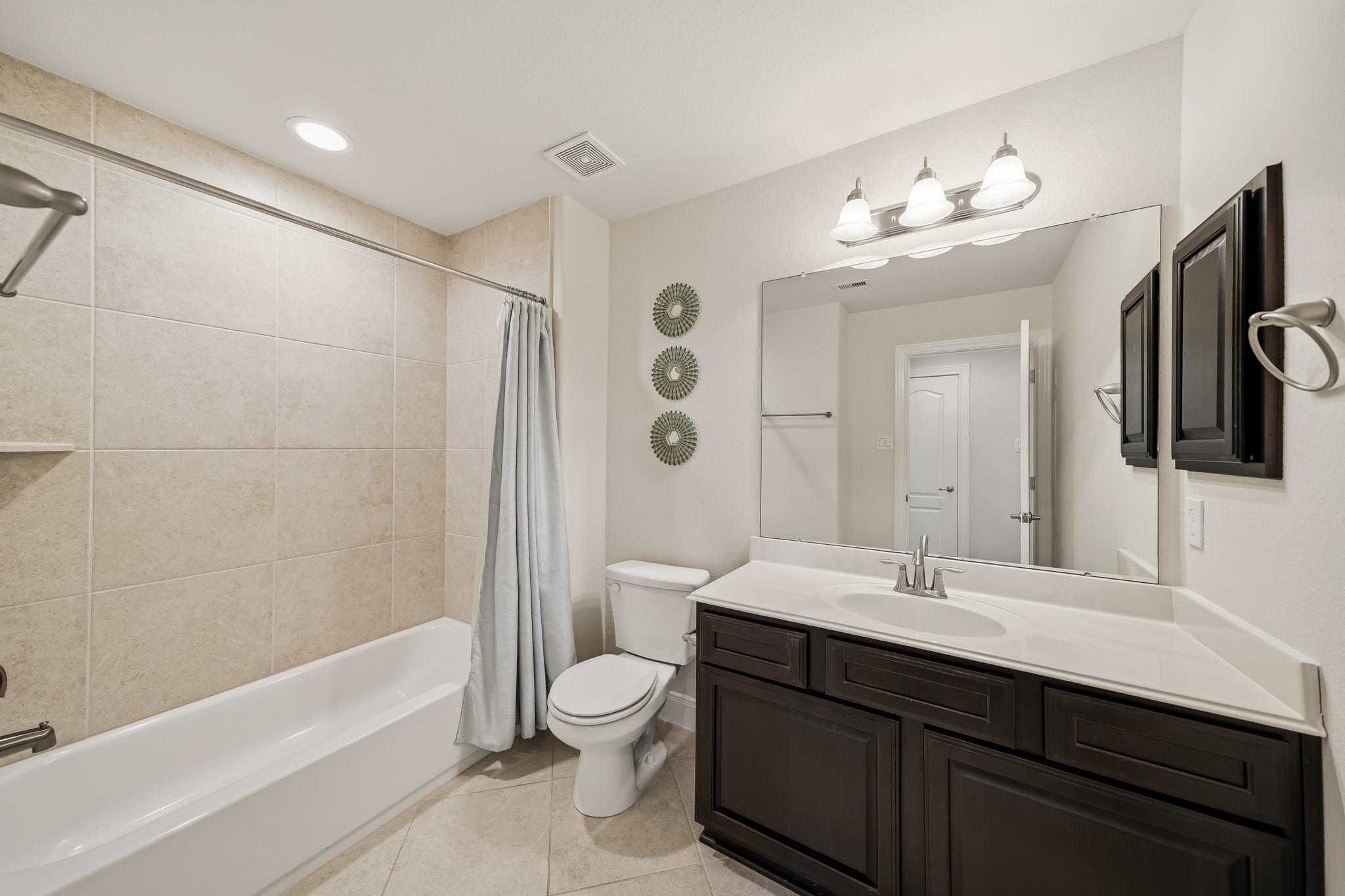 3396 Wooded Lane