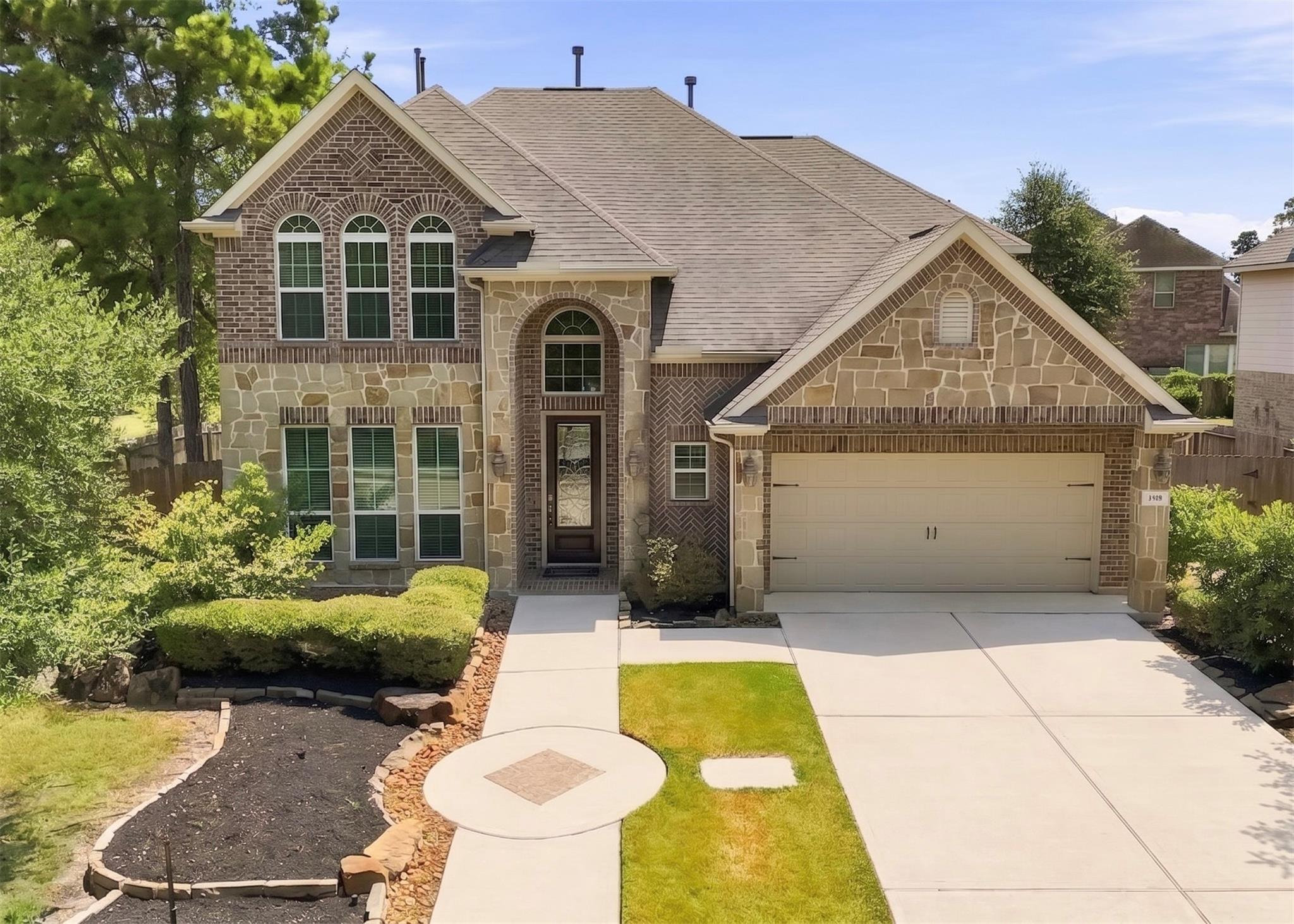3396 Wooded Lane