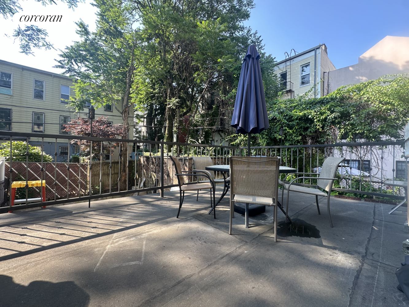 692 CHAUNCEY Street 2