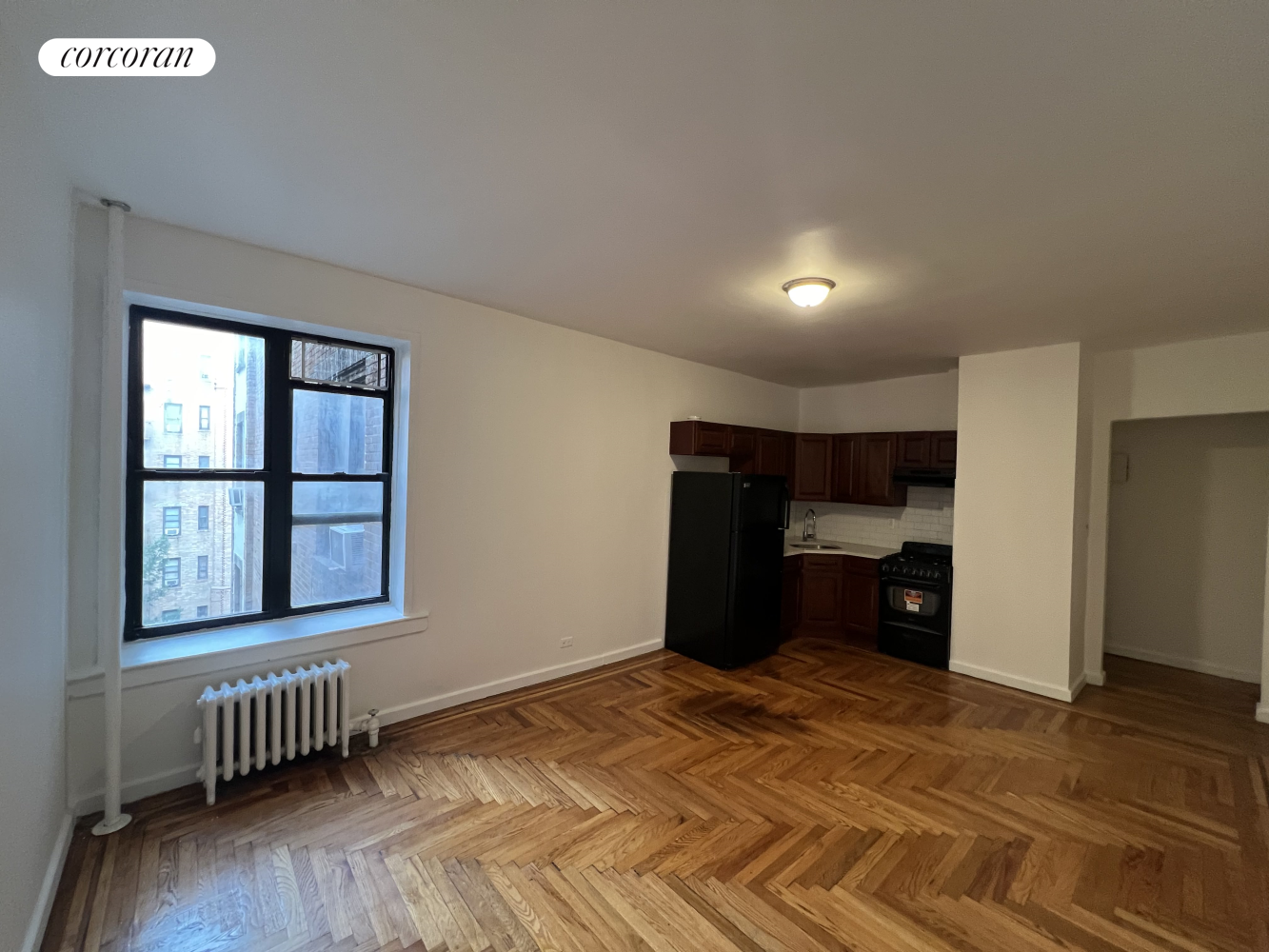 2199 HOLLAND Avenue 3G