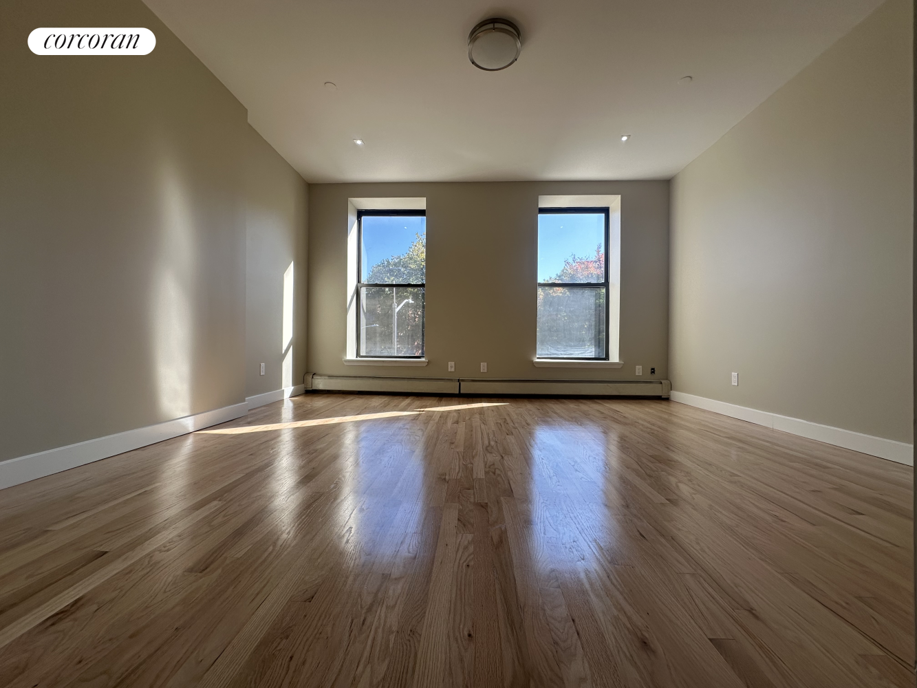 288 SAINT JAMES Place 2