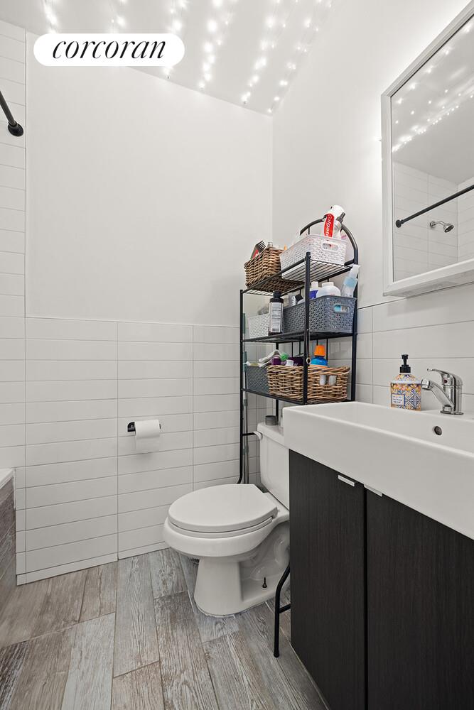 153 SCHENECTADY Avenue