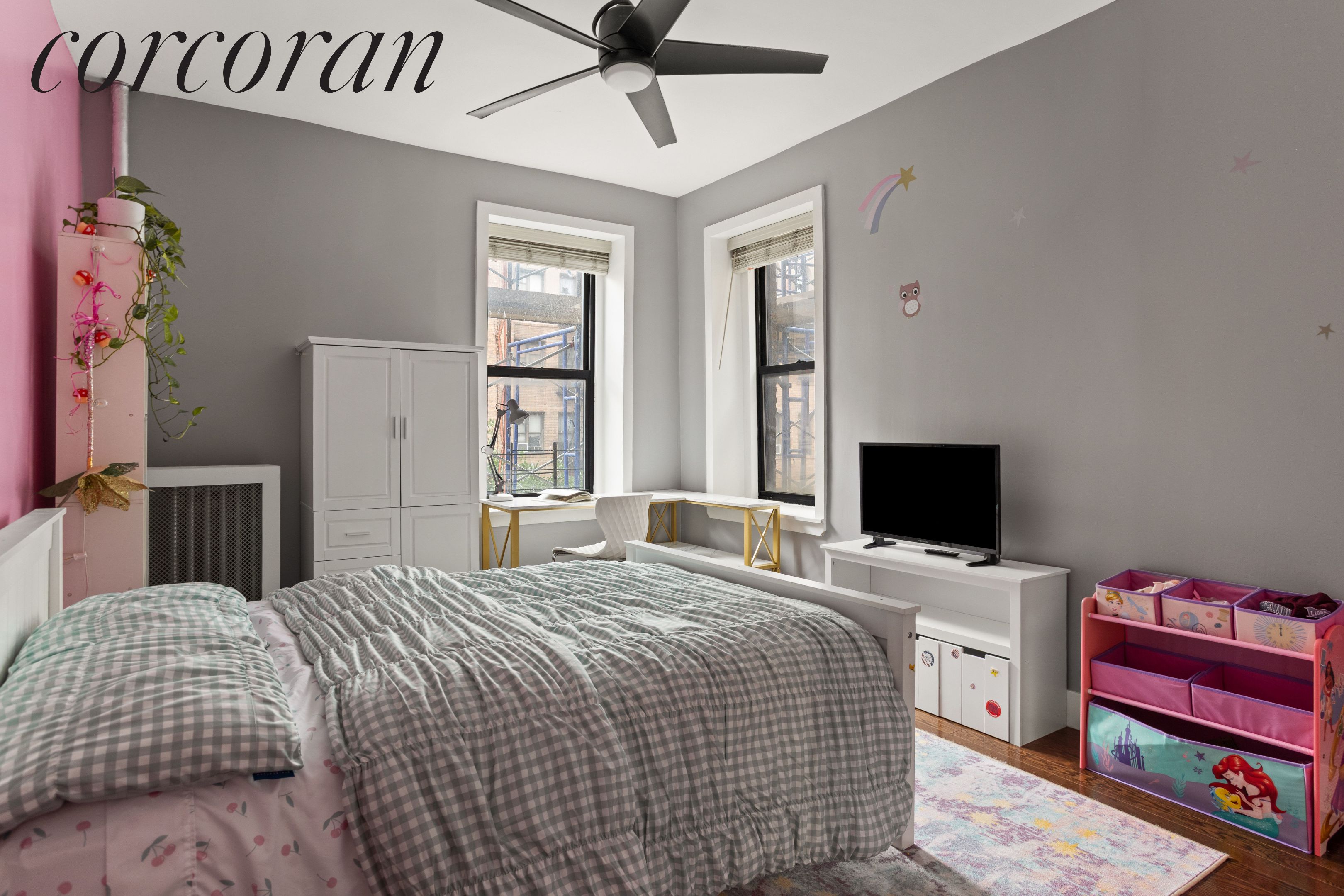 2199 Holland Avenue 3H