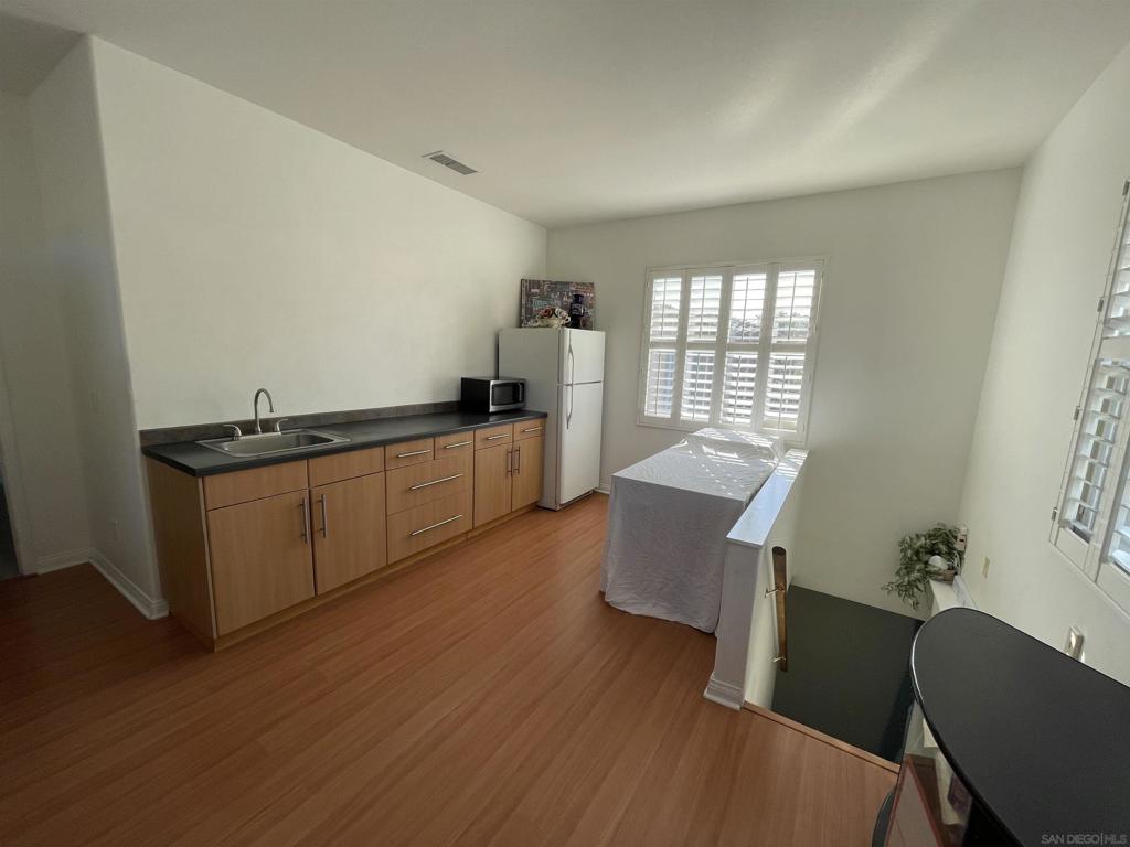 11325 Ravensthorpe Way