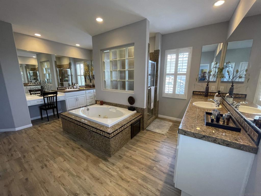 11325 Ravensthorpe Way