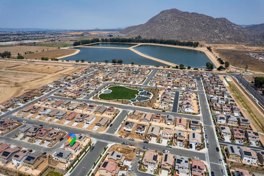 28650 New Yorker Lane