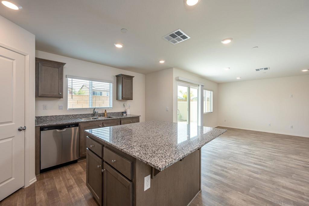 28650 New Yorker Lane