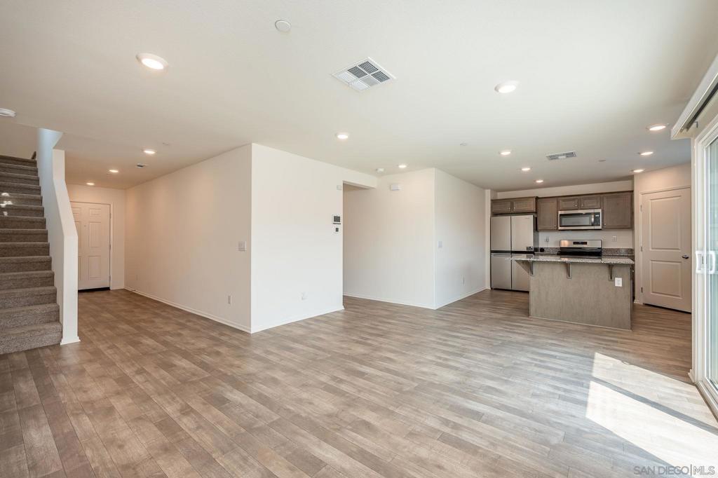 28650 New Yorker Lane