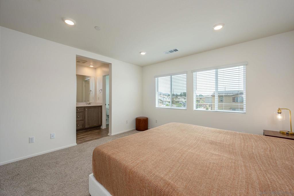 28650 New Yorker Lane