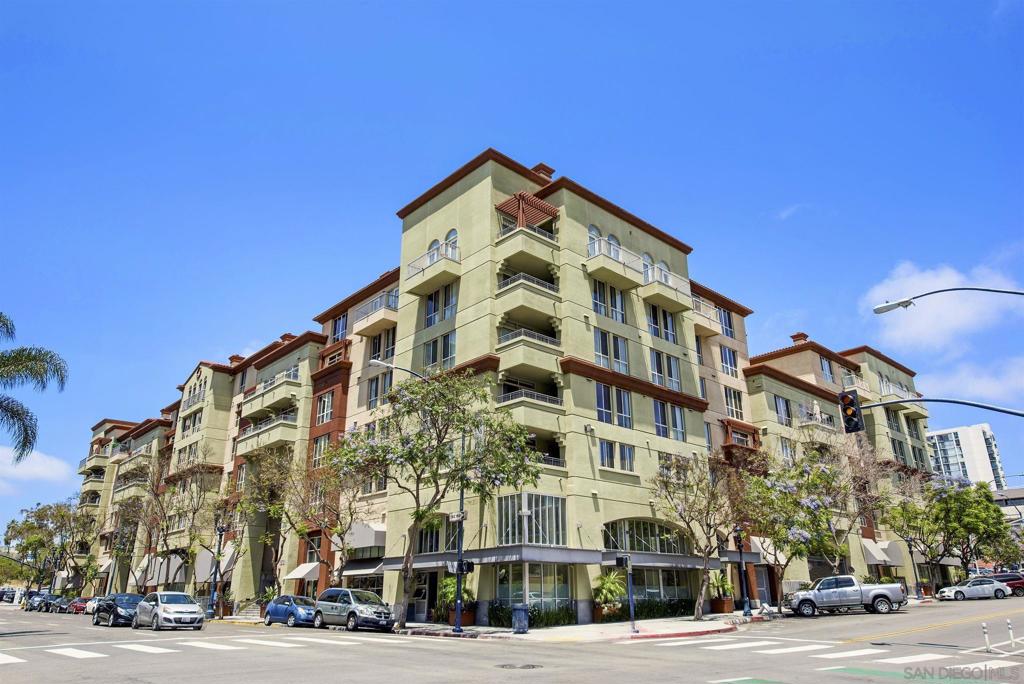 1501 Front St 238