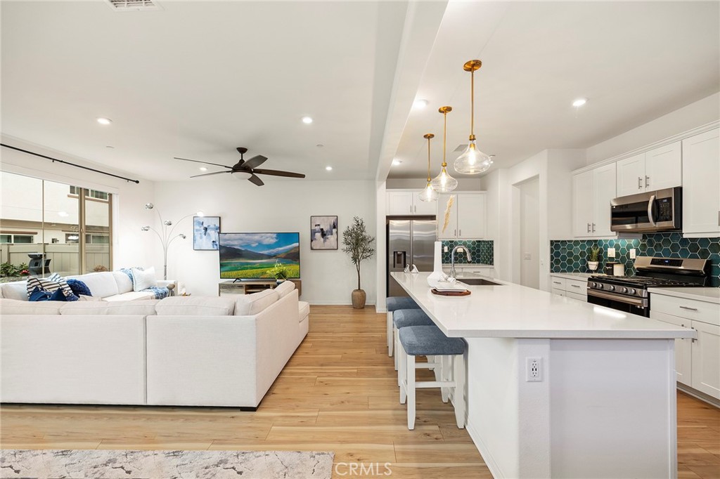 1707 Silverberry Way