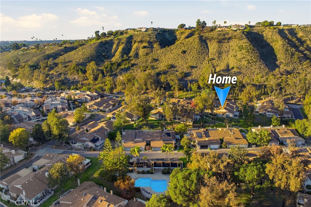 5617 Adobe Falls