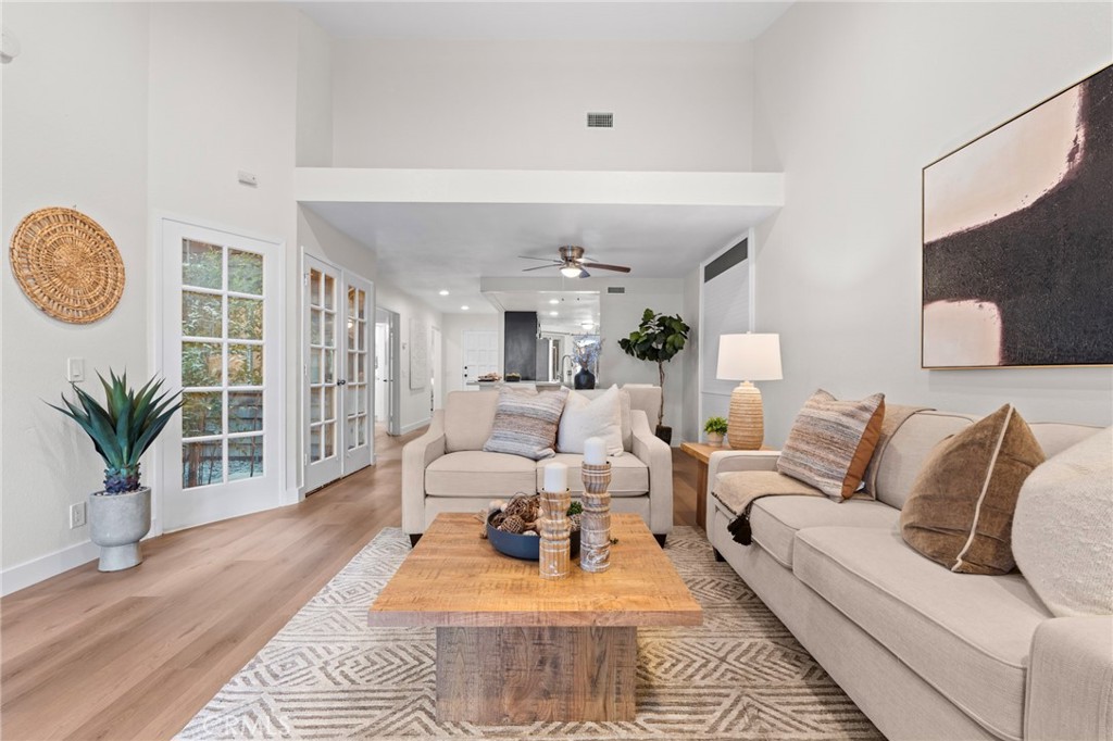 5617 Adobe Falls