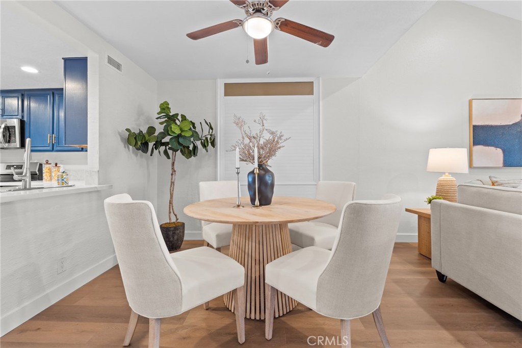 5617 Adobe Falls