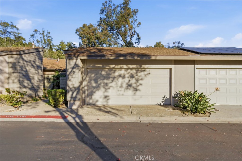 5617 Adobe Falls