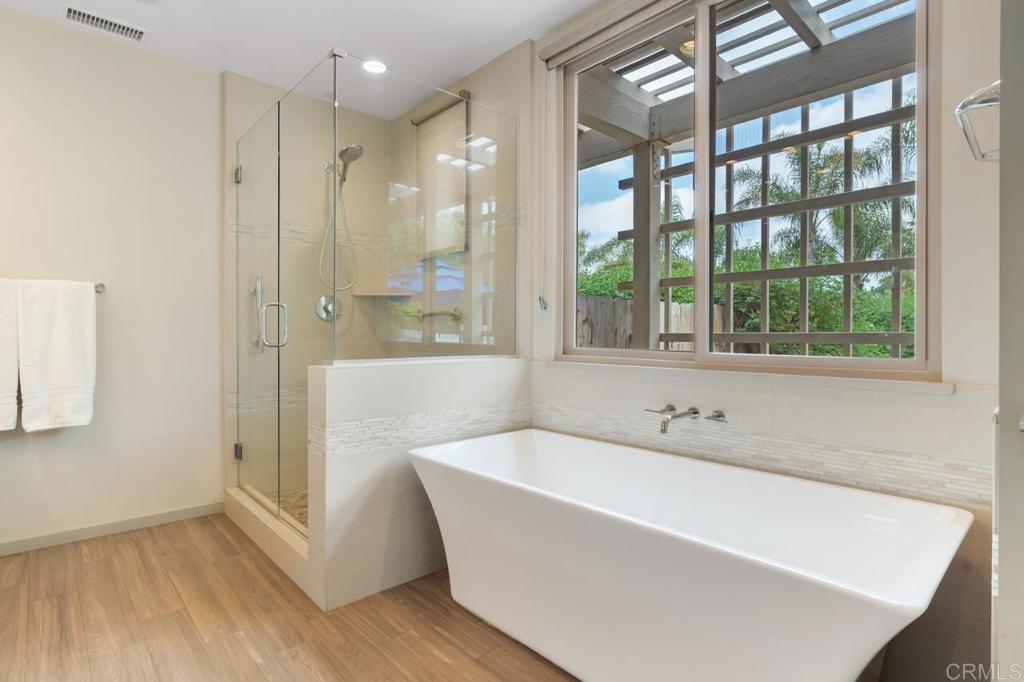 1444 N Twin Oaks Valley RD