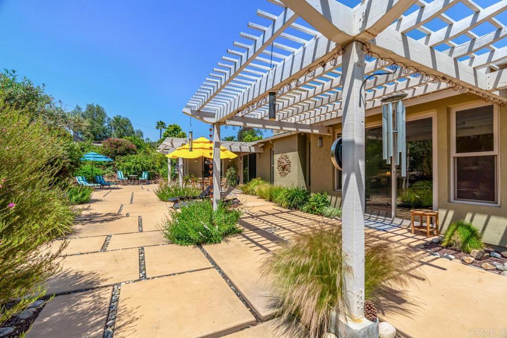 1444 N Twin Oaks Valley RD