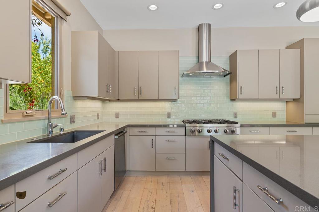 1444 N Twin Oaks Valley RD