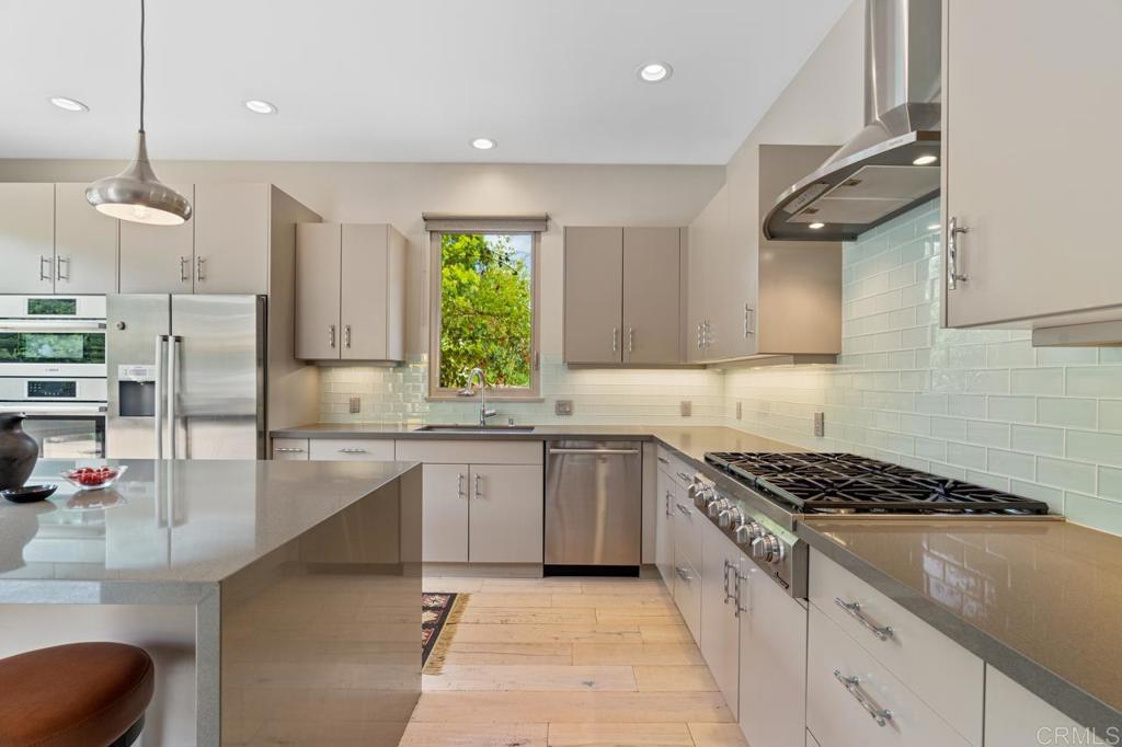 1444 N Twin Oaks Valley RD