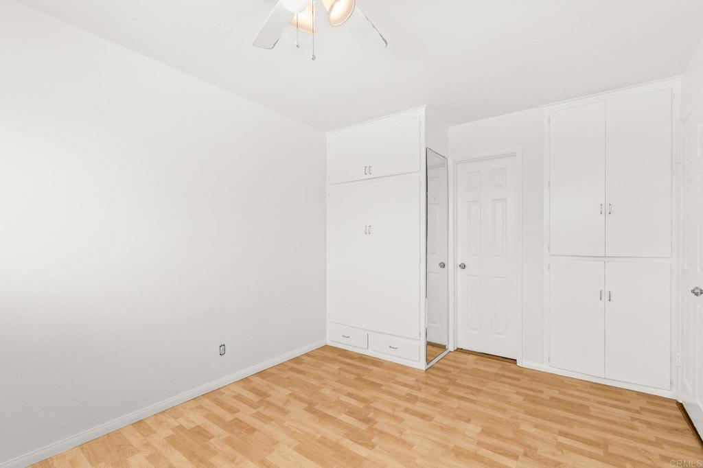 152 54 Redwood Avenue