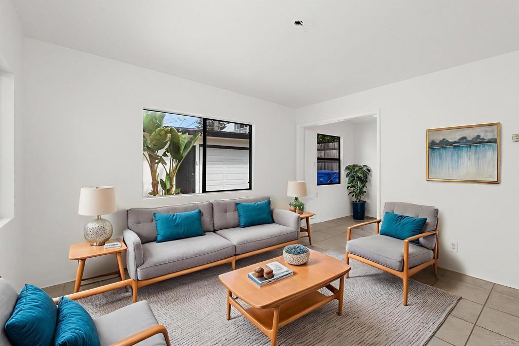 152 54 Redwood Avenue