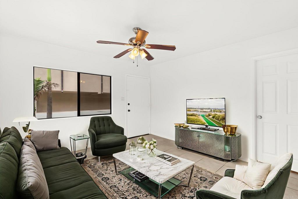 152 54 Redwood Avenue