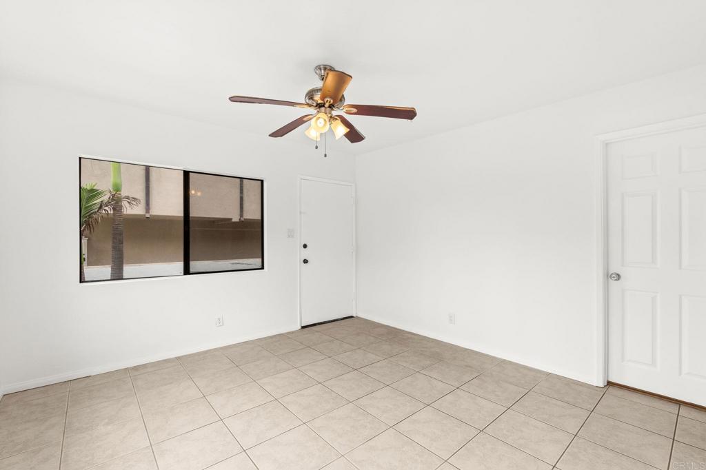 152 54 Redwood Avenue