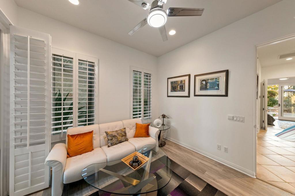 30330 Via Maria Elena