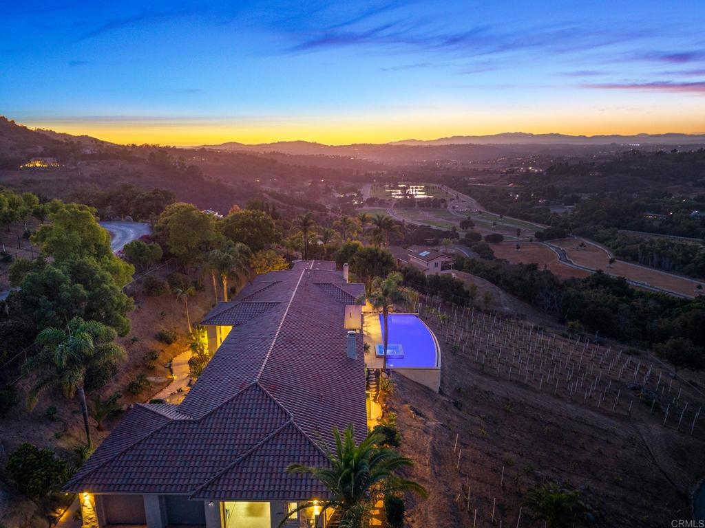 30330 Via Maria Elena