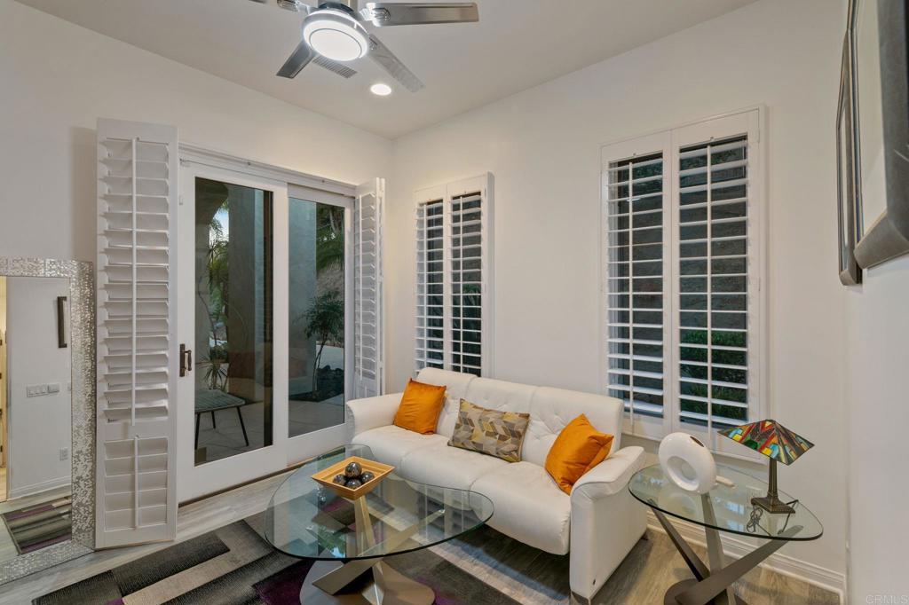 30330 Via Maria Elena