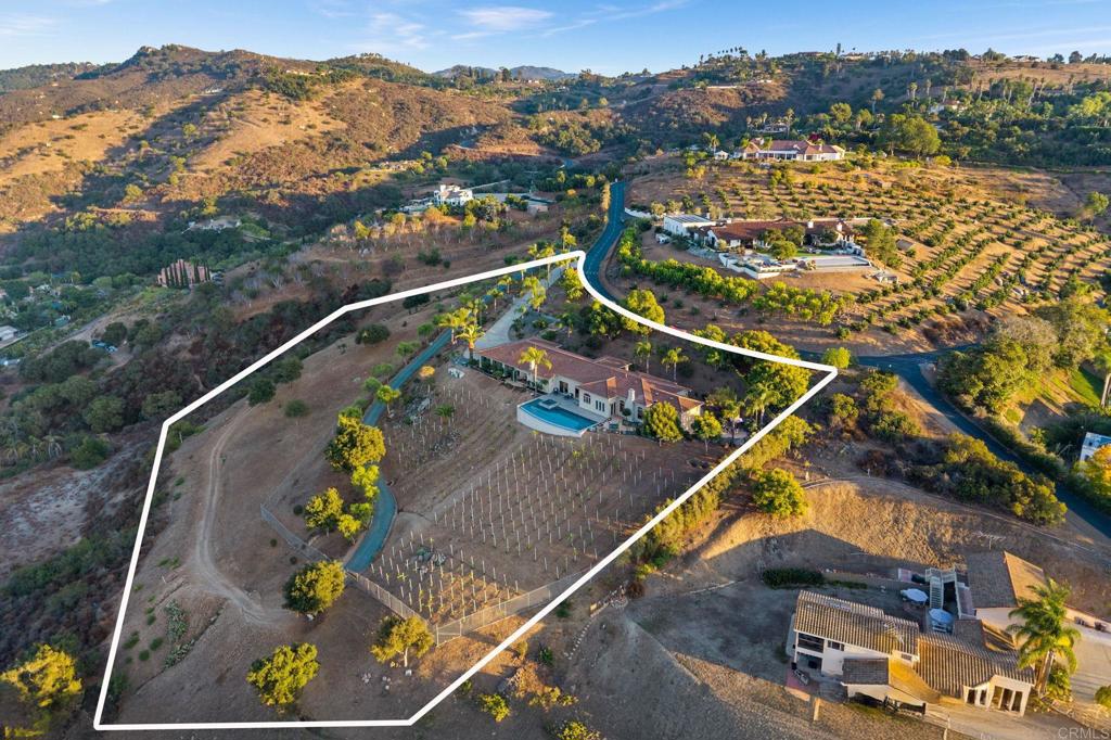 30330 Via Maria Elena