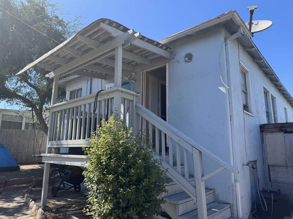 5643 Meade Avenue
