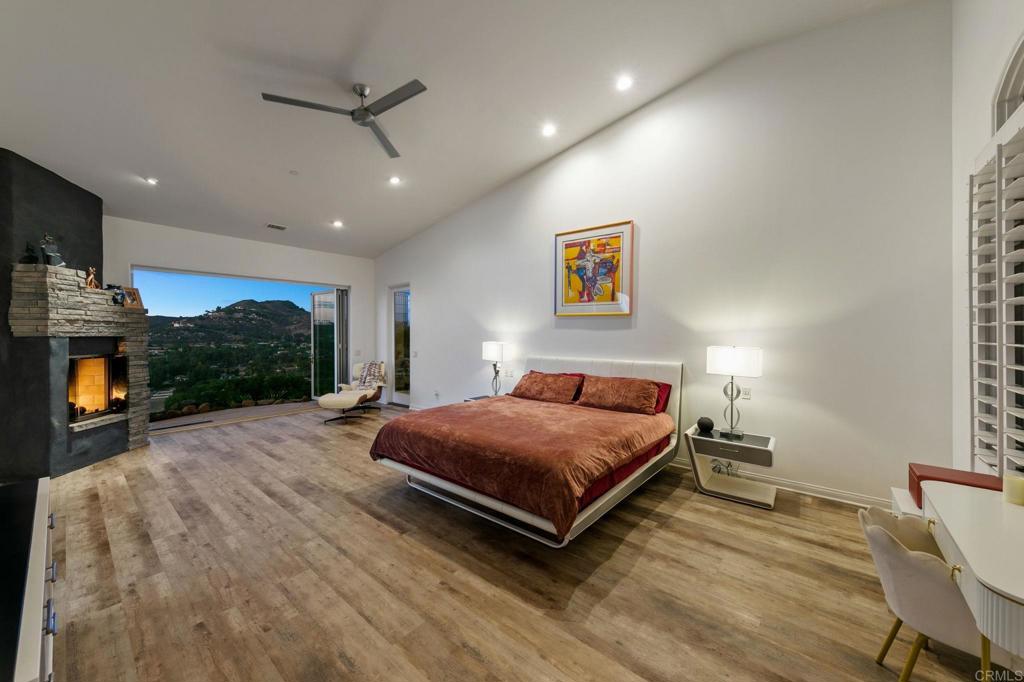 30330 Via Maria Elena