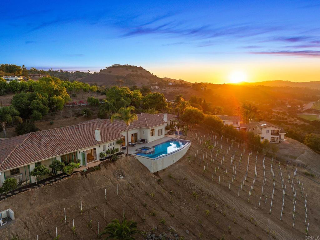 30330 Via Maria Elena