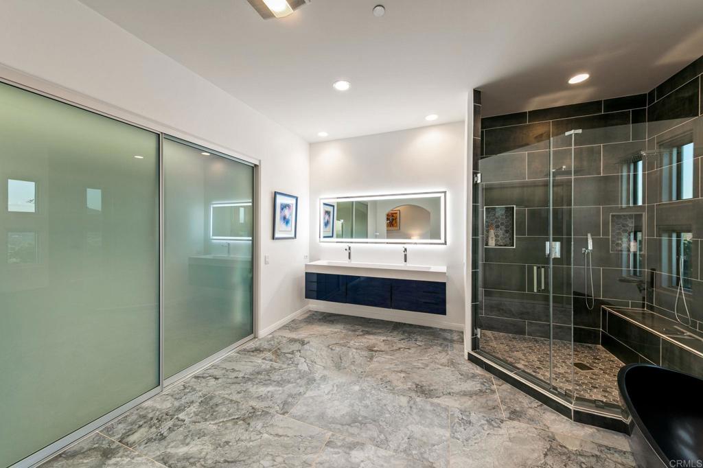 30330 Via Maria Elena