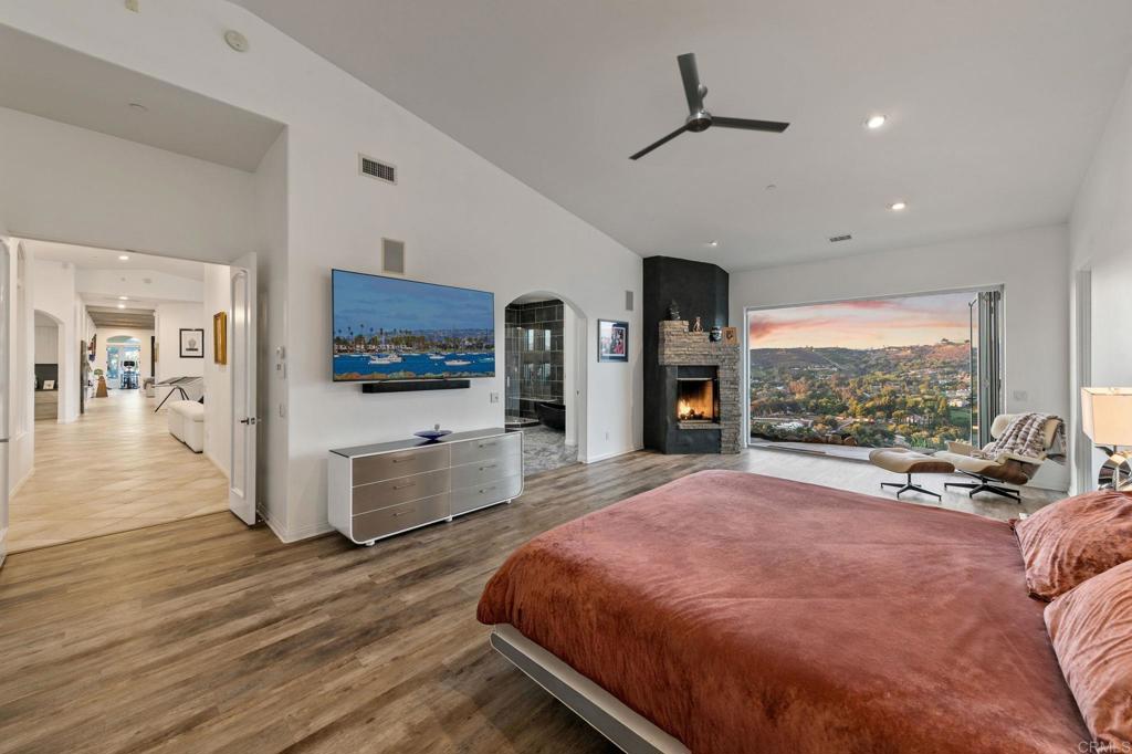 30330 Via Maria Elena