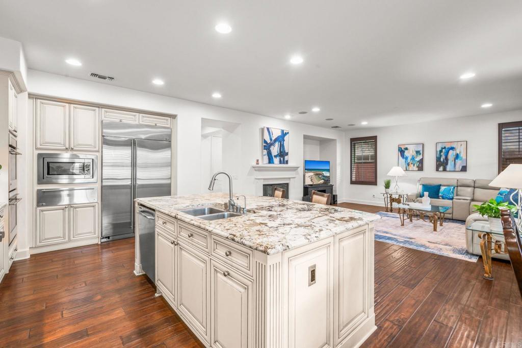 6839 Helenite Place