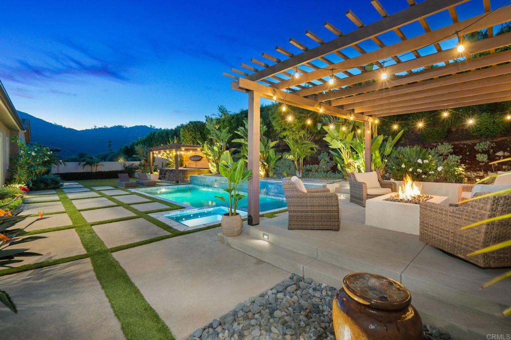2911 Side Saddle Lane