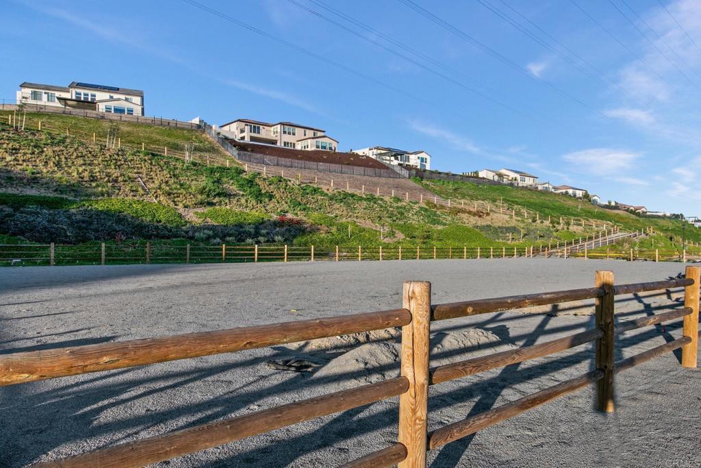 2911 Side Saddle Lane
