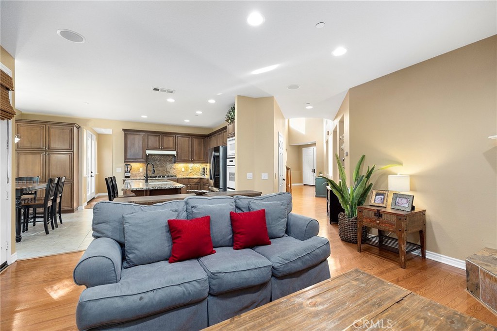 10202 Pinecastle Street