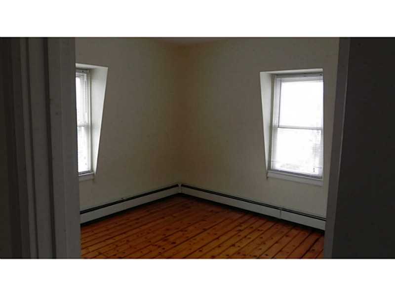 15 NARRAGANSETT Avenue