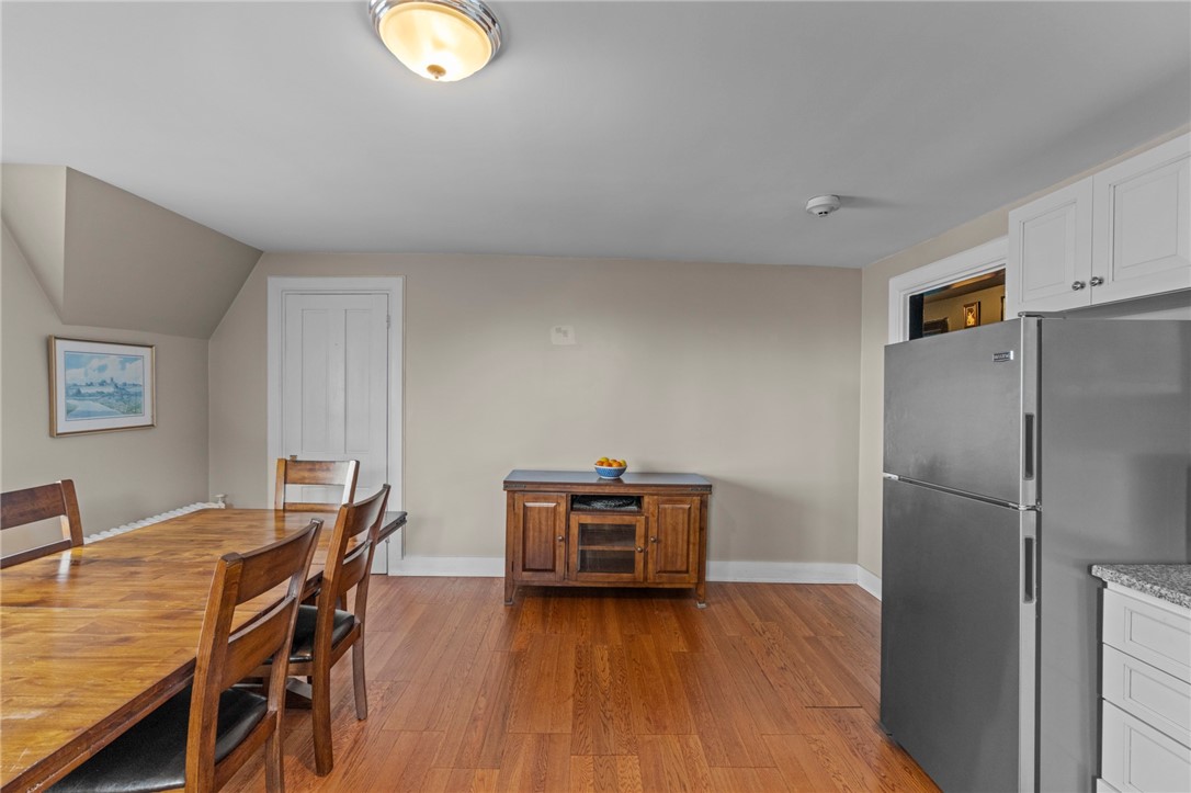 569 Spring Street 3