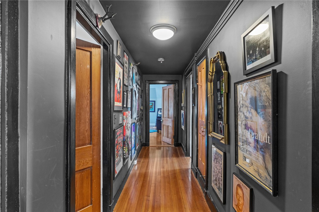 569 Spring Street 3