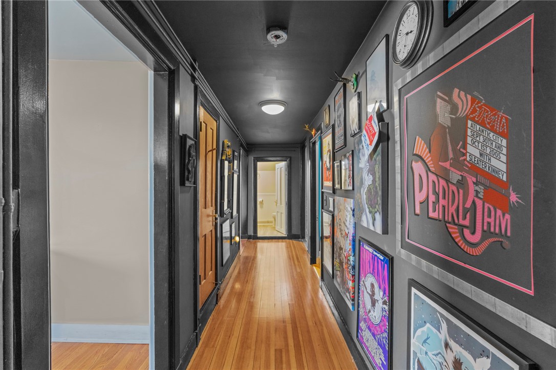 569 Spring Street 3