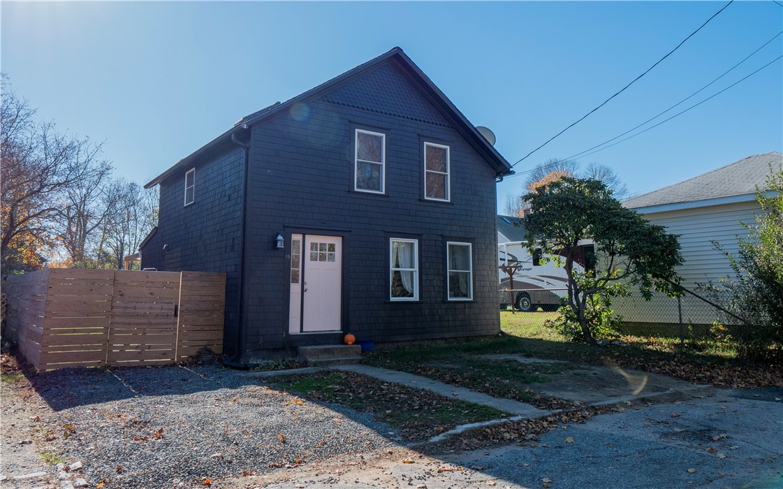 15 Fagan Court